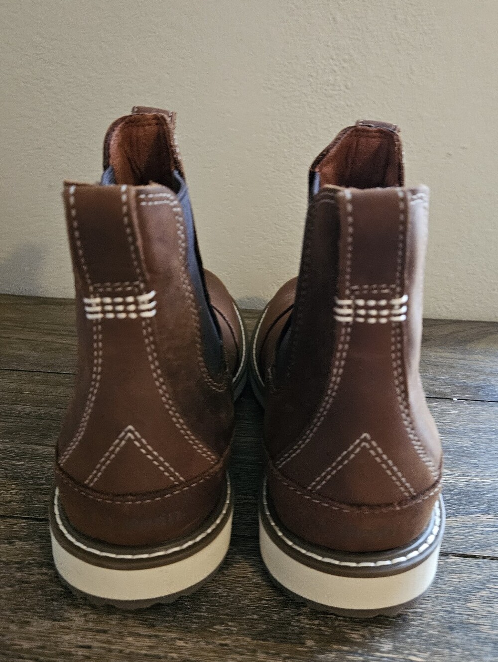 L.L. Bean Women's Brown Chukka Chelsea Boots - Picture 4 of 11